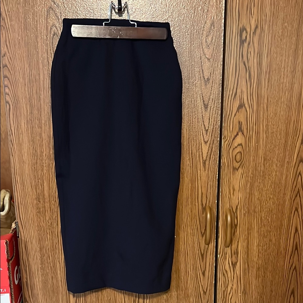 Aritzia Babaton Pencil Skirt, XS